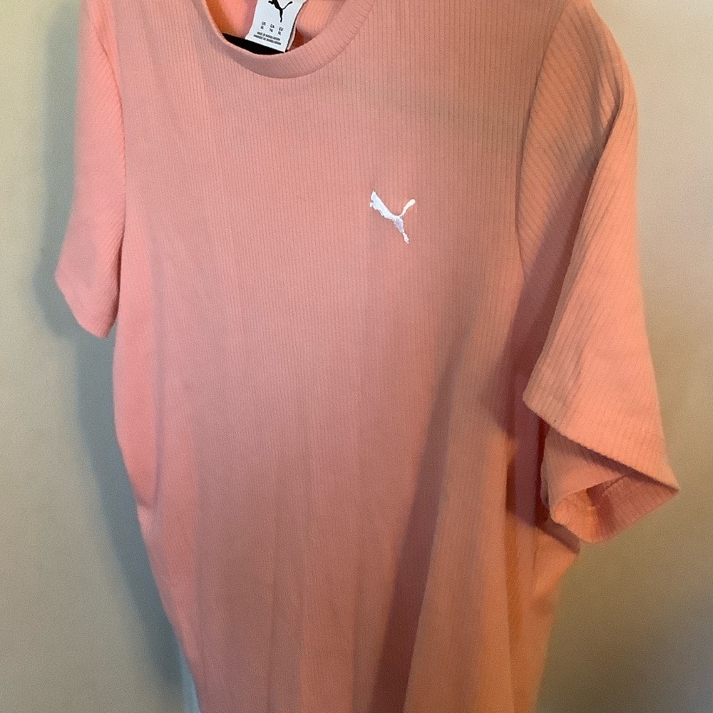 Puma Ribbed Crew Tee in Peach Pink - Picture 6 of 7